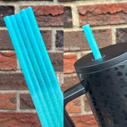 40 ounce straw - Color changing green straw to blue
